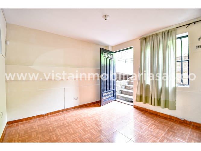 Casa de 3 alcobas en venta en Viveros, Manizales, 180 m² · foto 2 de 23