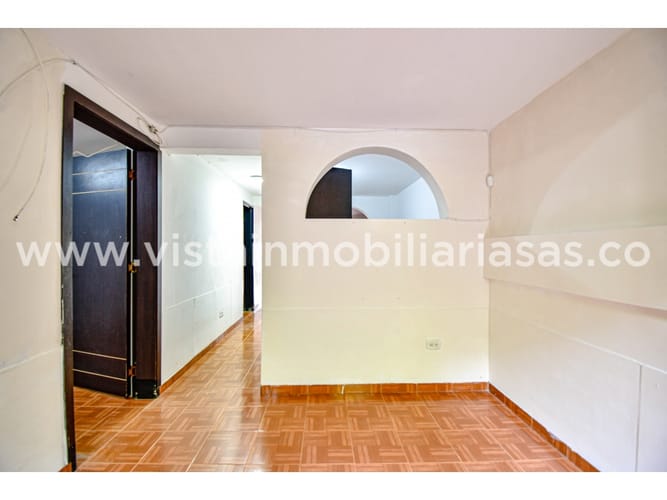 Casa de 3 alcobas en venta en Viveros, Manizales, 180 m² · foto 5 de 23