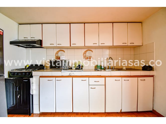Casa de 3 alcobas en venta en Viveros, Manizales, 180 m² · foto 11 de 23