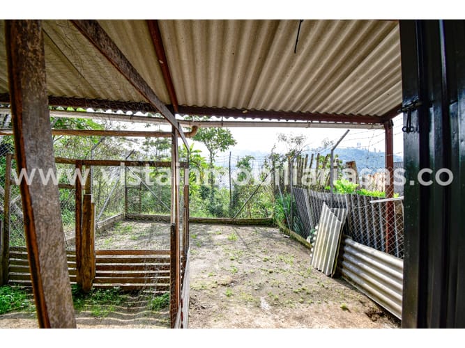 Casa de 3 alcobas en venta en Viveros, Manizales, 180 m² · foto 21 de 23