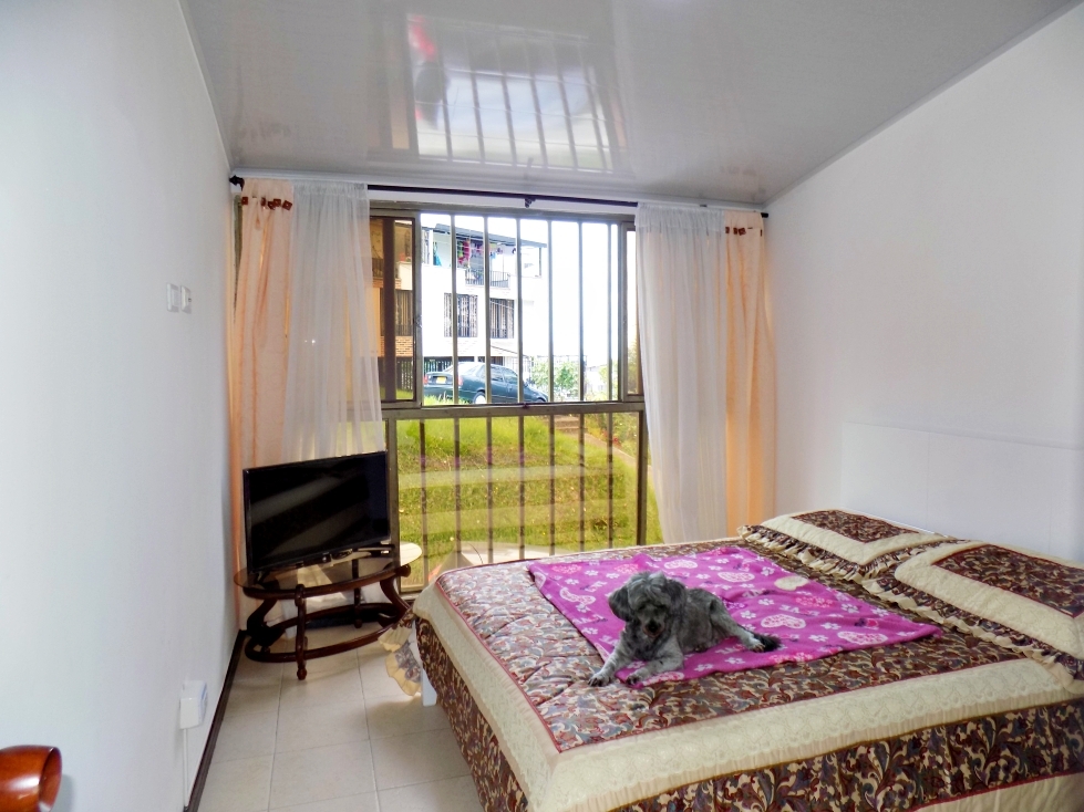 Casa en venta en Los Alcazares, Manizales · foto 10 de 15