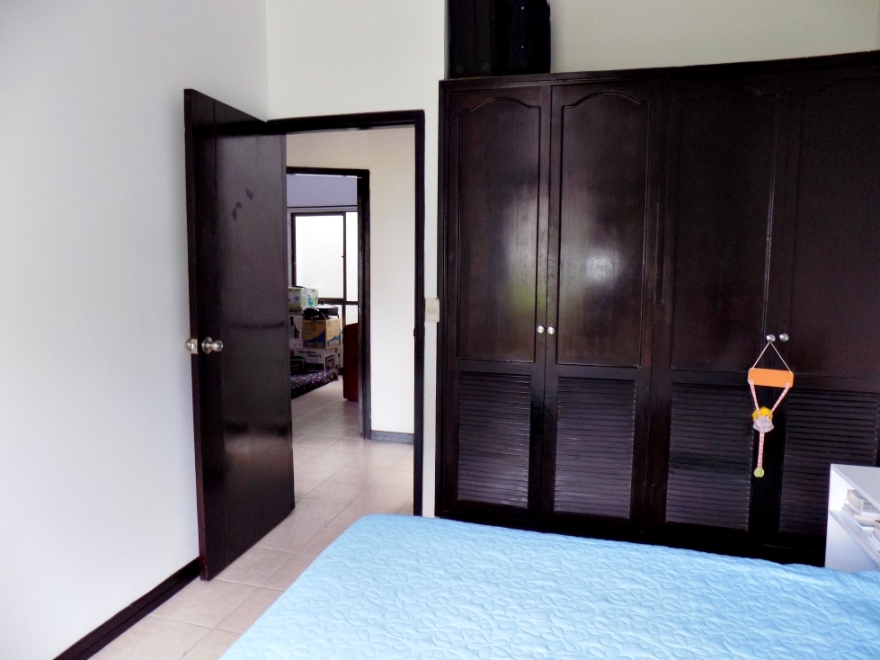 Casa en venta en Los Alcazares, Manizales · foto 12 de 15