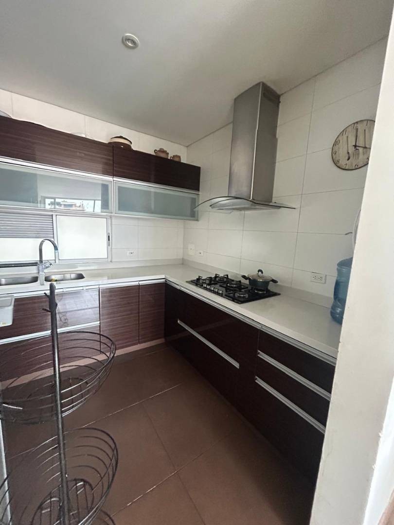 Apartamento en venta en Santa Barbara Occidental, Bogotá · foto 9 de 20