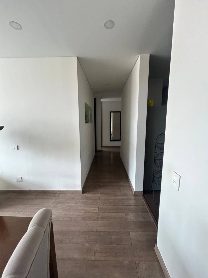 Apartamento en venta en Santa Barbara Occidental, Bogotá · foto 10 de 20