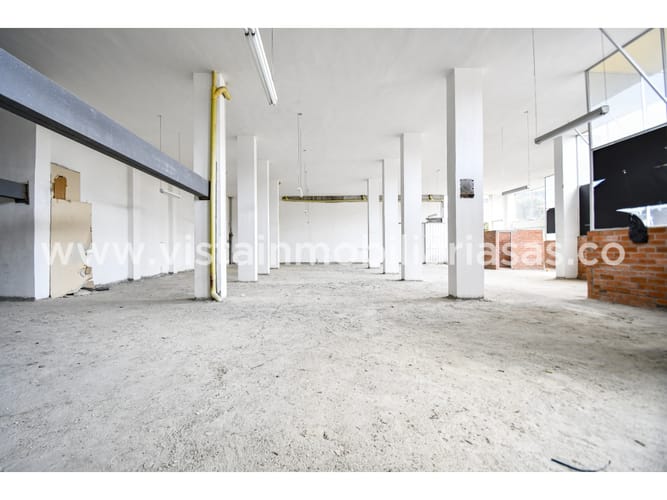 Local en venta en Alta Suiza, Manizales, 369 m² · foto 9 de 15