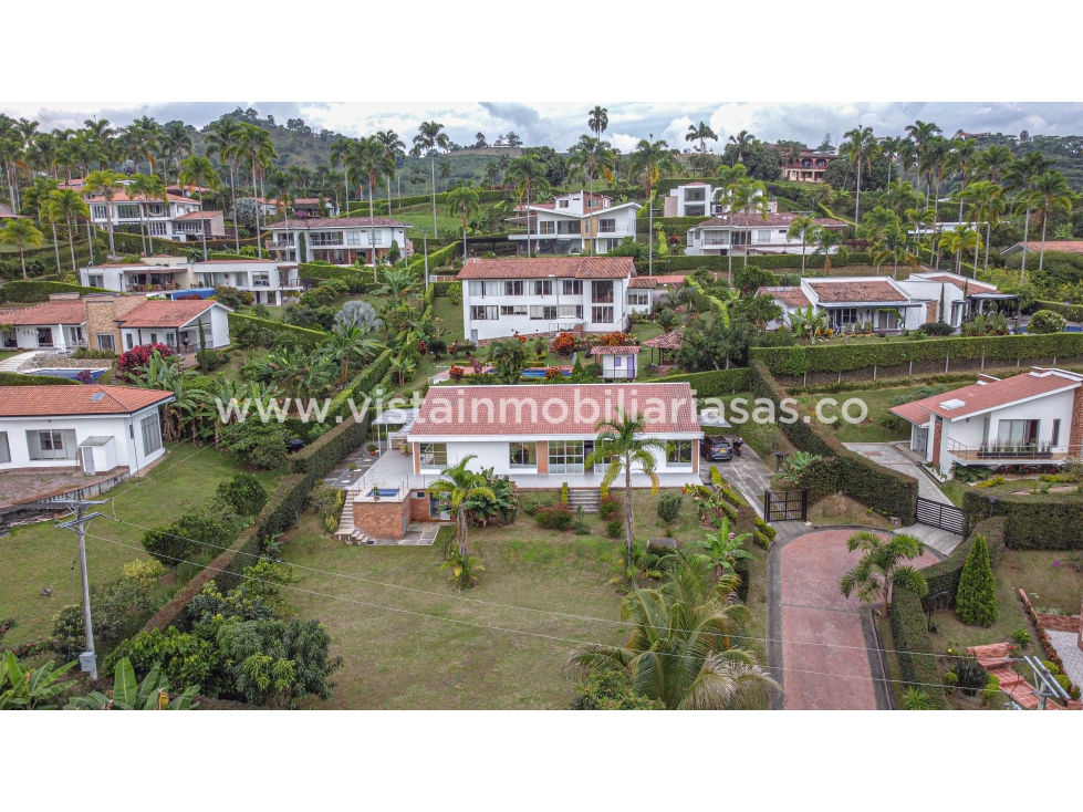 Casa en venta en San Bernardo Del Viento, Manizales · foto 2 de 24