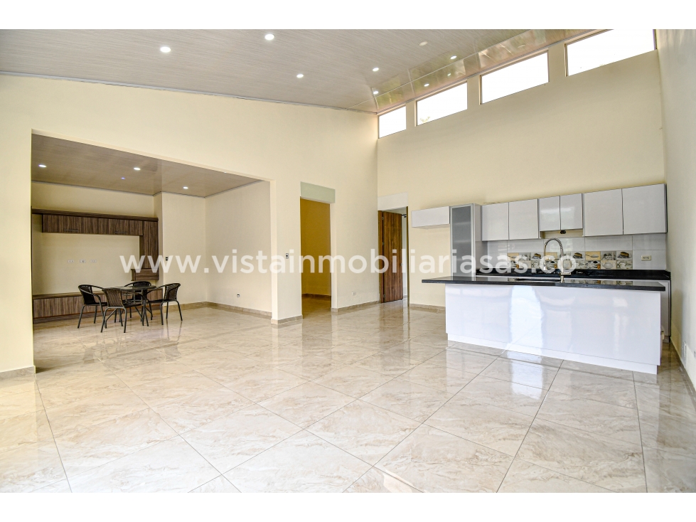 Casa en venta en San Bernardo Del Viento, Manizales · foto 3 de 24