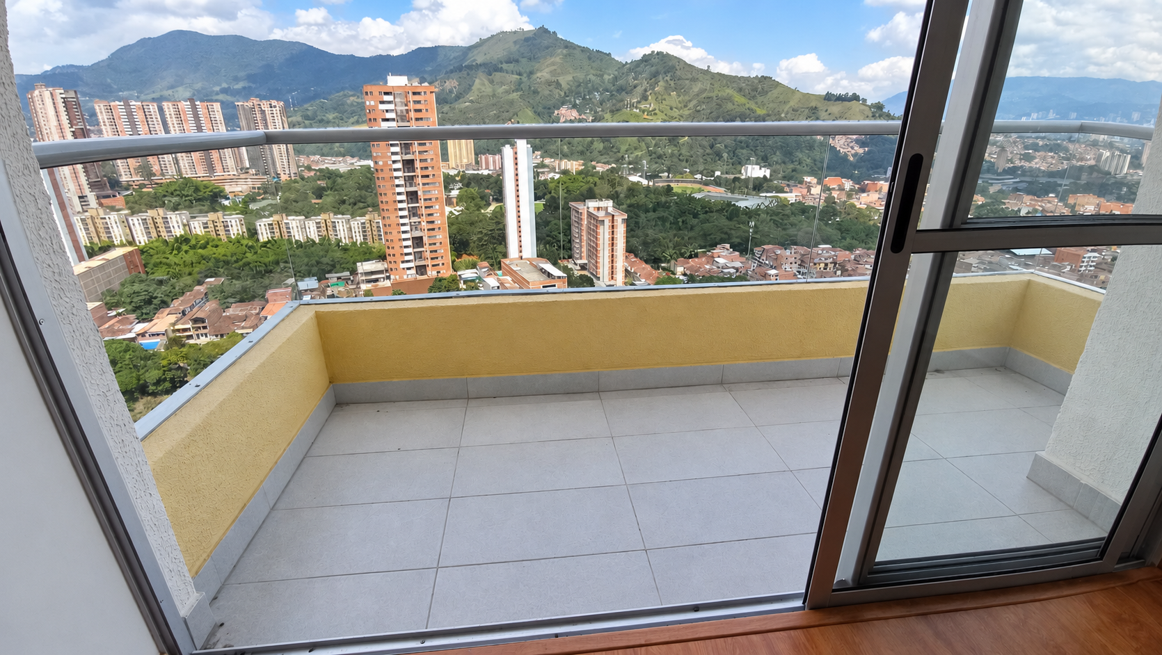 Apartamento en venta en Suramérica, Itagüí · foto 13 de 19