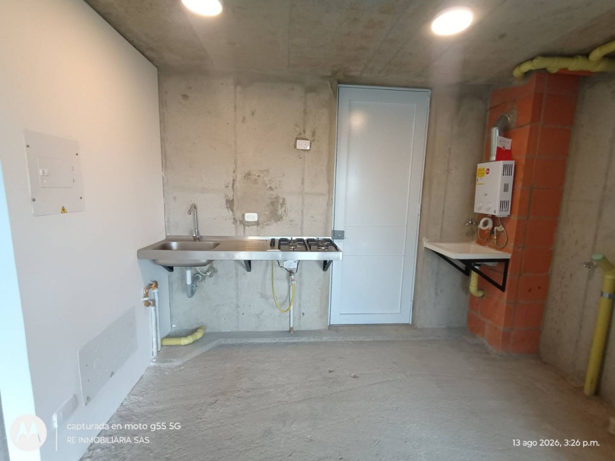 Apartamento en venta en Ciudad Alsacia, Bogotá · foto 3 de 20