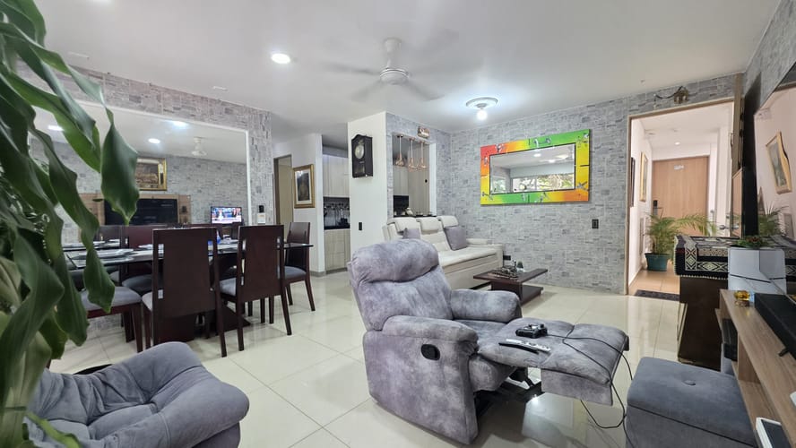 Apartamento de 4 alcobas en venta en Ciudad Capri, Cali, 112 m² · foto 2 de 21