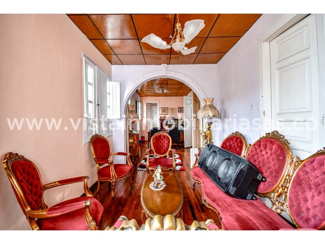 Casa de 8 alcobas en venta en El Centro, Manizales, 550 m² · foto 17 de 24