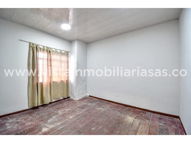 Casa de 8 alcobas en venta en El Centro, Manizales, 550 m² · foto 23 de 24