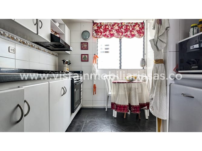 Apartamento de 3 alcobas en venta en Palermo, Manizales, 98 m² · foto 5 de 14