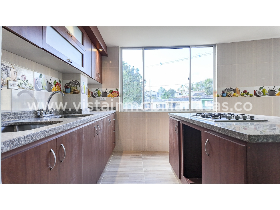 Apartamento en venta en La Francia, Manizales · foto 3 de 17