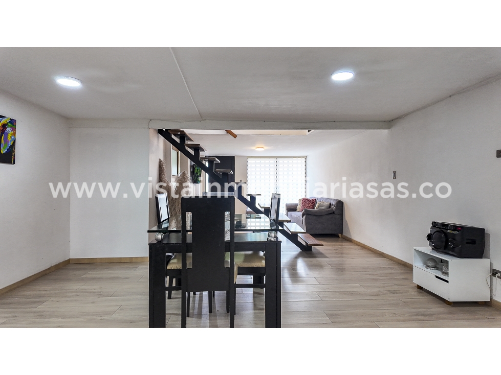 Casa en venta en Chipre, Manizales · foto 2 de 19