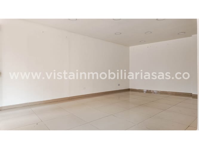 Local en venta en Versalles, Manizales, 32 m² · foto 3 de 5