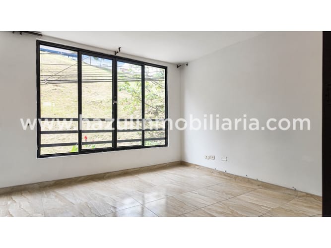 Casa de 3 alcobas en venta en Zona Industrial, Manizales, 120 m² · foto 7 de 24