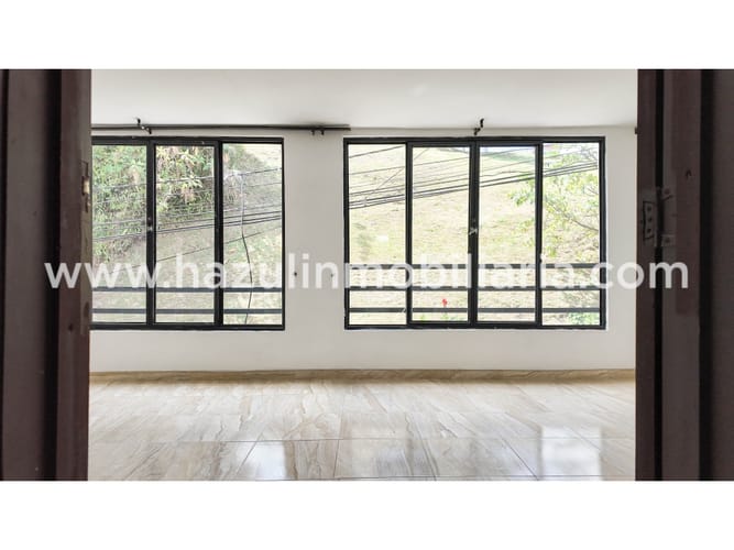 Casa de 3 alcobas en venta en Zona Industrial, Manizales, 120 m² · foto 8 de 24