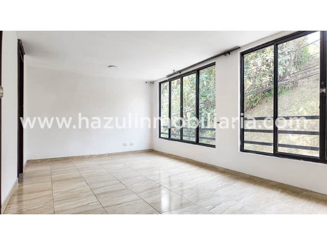 Casa de 3 alcobas en venta en Zona Industrial, Manizales, 120 m² · foto 13 de 24