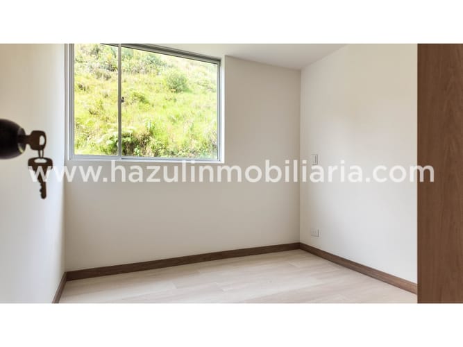 Apartamento de 2 alcobas en venta en La Sultana, Manizales, 65 m² · foto 12 de 22