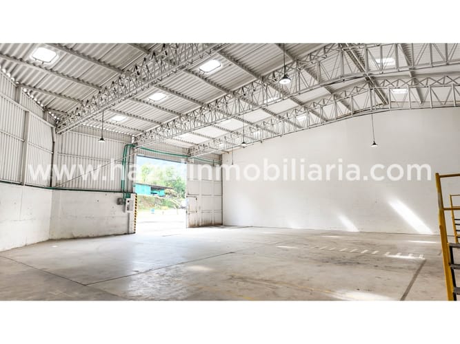 Bodega en arriendo en Malteria, Manizales, 324 m² · foto 10 de 15