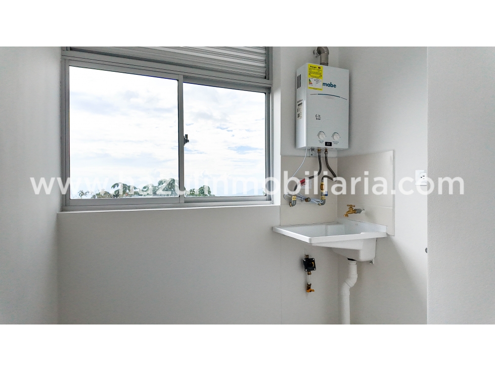 Apartamento en venta en Chipre, Manizales · foto 5 de 15