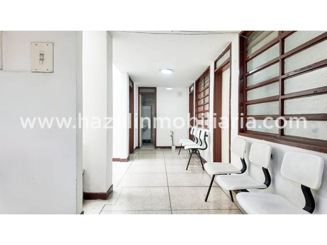 Oficina en arriendo en El Centro, Manizales, 30 m² · foto 3 de 3