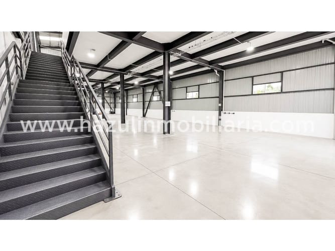 Bodega en venta en Malteria, Manizales, 730 m² · foto 2 de 4