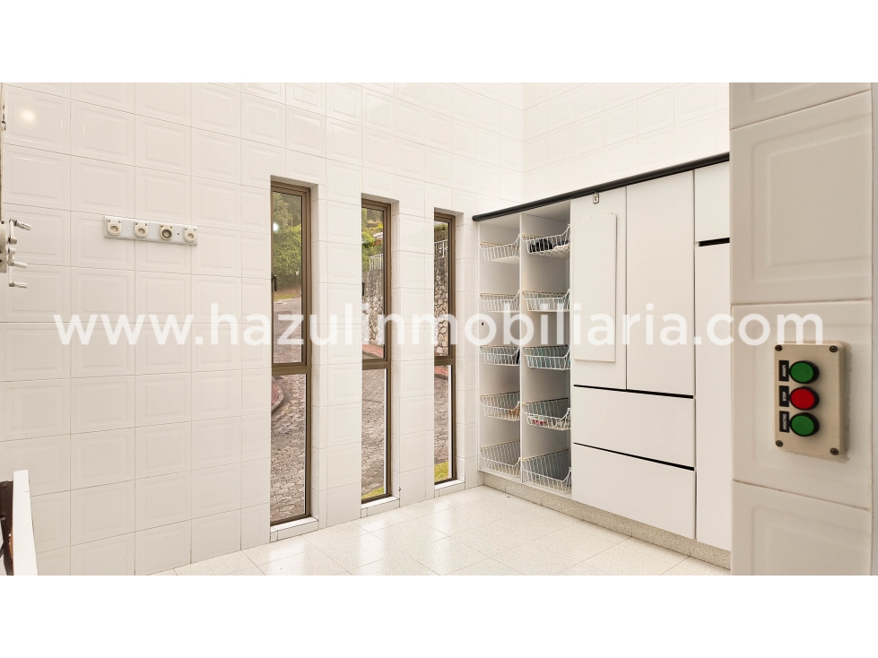 Casa en venta en Alhambra, Manizales · foto 3 de 24
