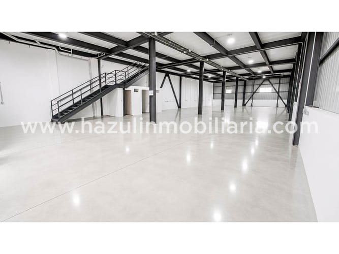 Bodega en arriendo en Malteria, Manizales, 730 m² · foto 3 de 4