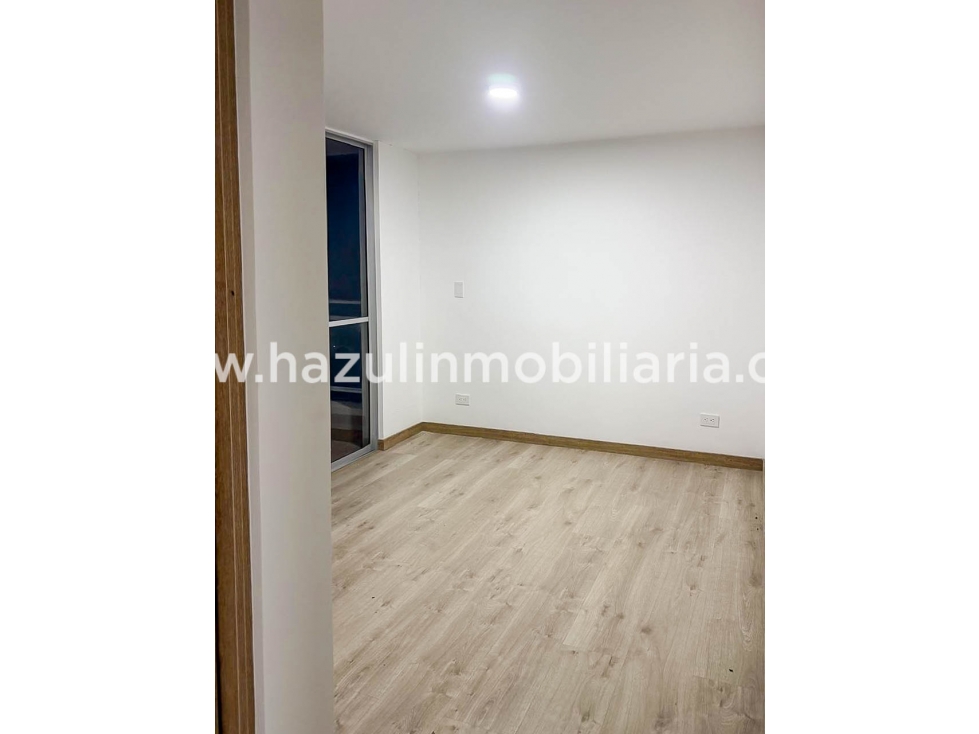 Apartamento en venta en Chipre, Manizales · foto 10 de 11