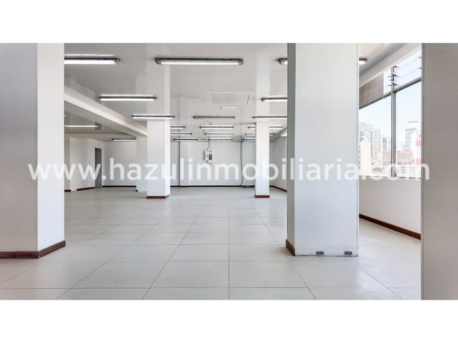 Local en arriendo en Avenida Santander, Manizales, 275 m² · foto 2 de 24