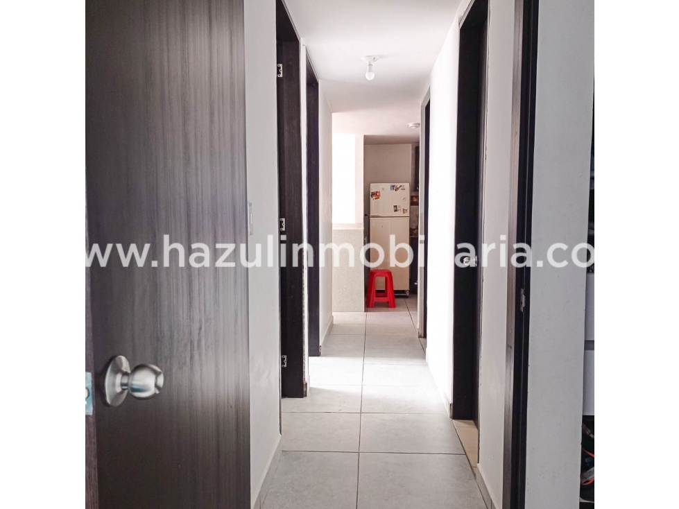 Apartamento en venta en Villa Carmenza, Manizales · foto 4 de 11