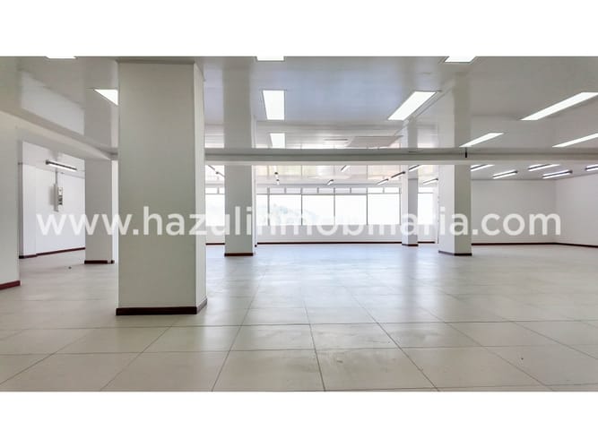 Local en arriendo en Avenida Santander, Manizales, 275 m² · foto 16 de 24