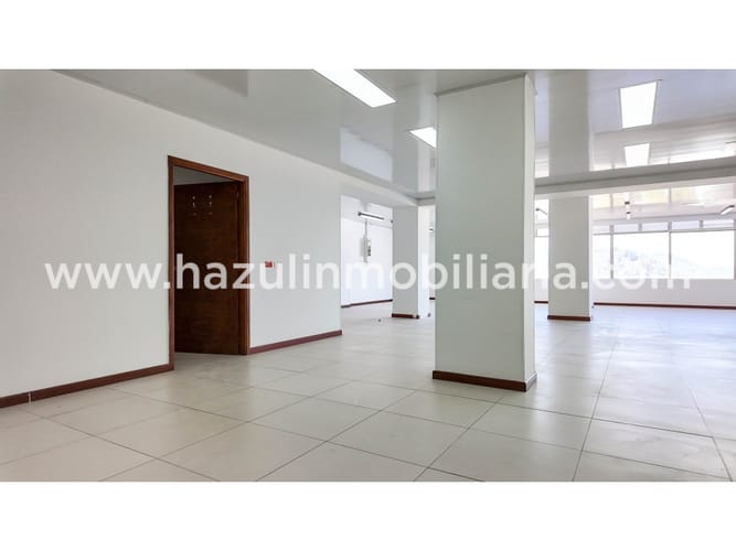 Local en arriendo en Avenida Santander, Manizales, 275 m² · foto 17 de 24