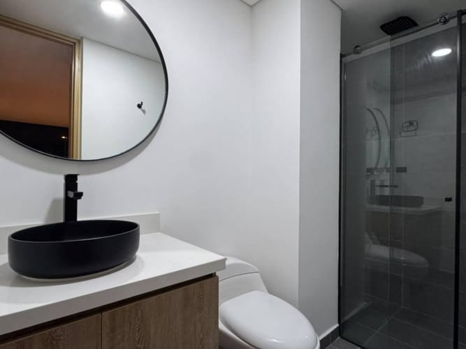 Apartamento de 2 alcobas en arriendo en Loma Del Indio, Medellín, 70 m² · foto 13 de 16