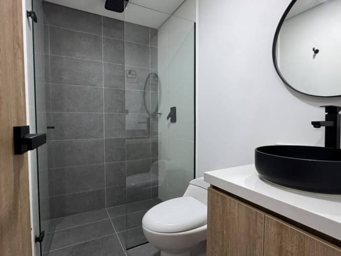 Apartamento de 2 alcobas en arriendo en Loma Del Indio, Medellín, 70 m² · foto 15 de 16
