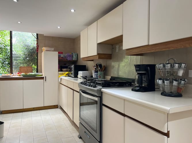 Apartamento de 2 alcobas en venta en El Poblado, Medellín, 174 m² · foto 6 de 16