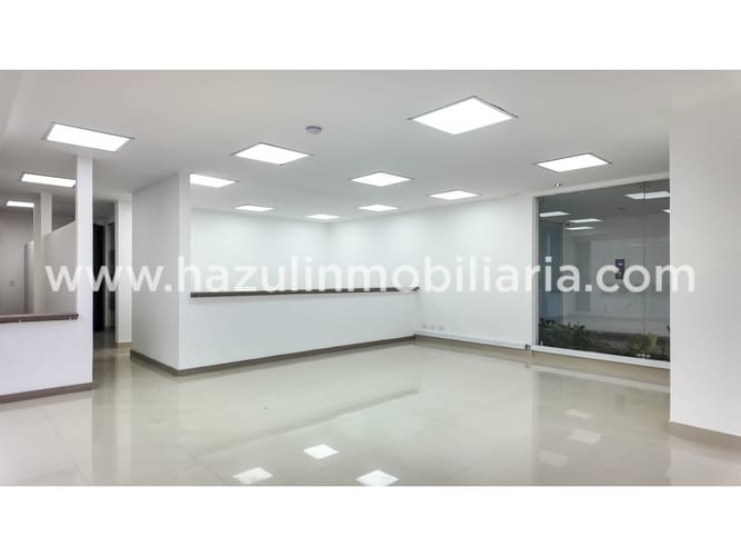 Local en arriendo en Avenida Santander, Manizales, 90 m² · foto 2 de 10