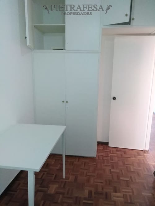 Apartamento en alquiler, 3 dormitorios, 2 baños. Pocitos. · Foto 5