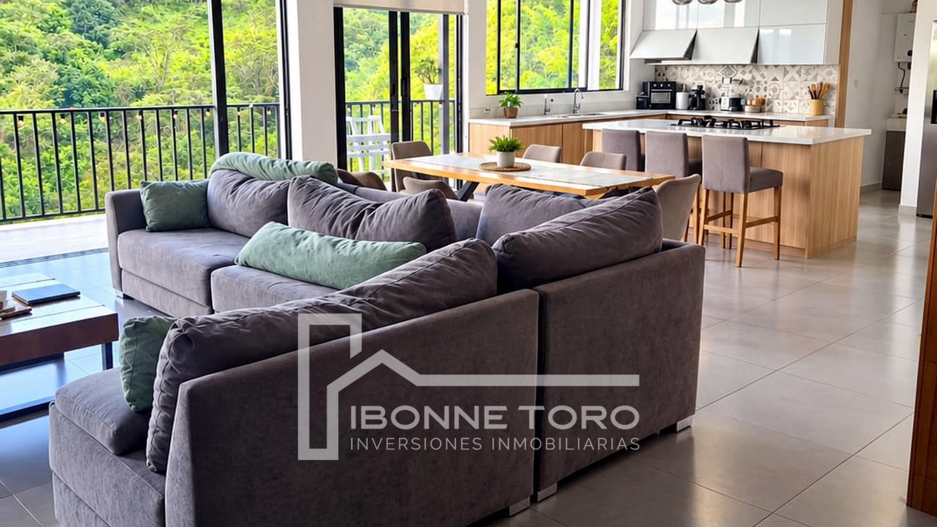 Casa en venta en El Rosario, Manizales · foto 2 de 8