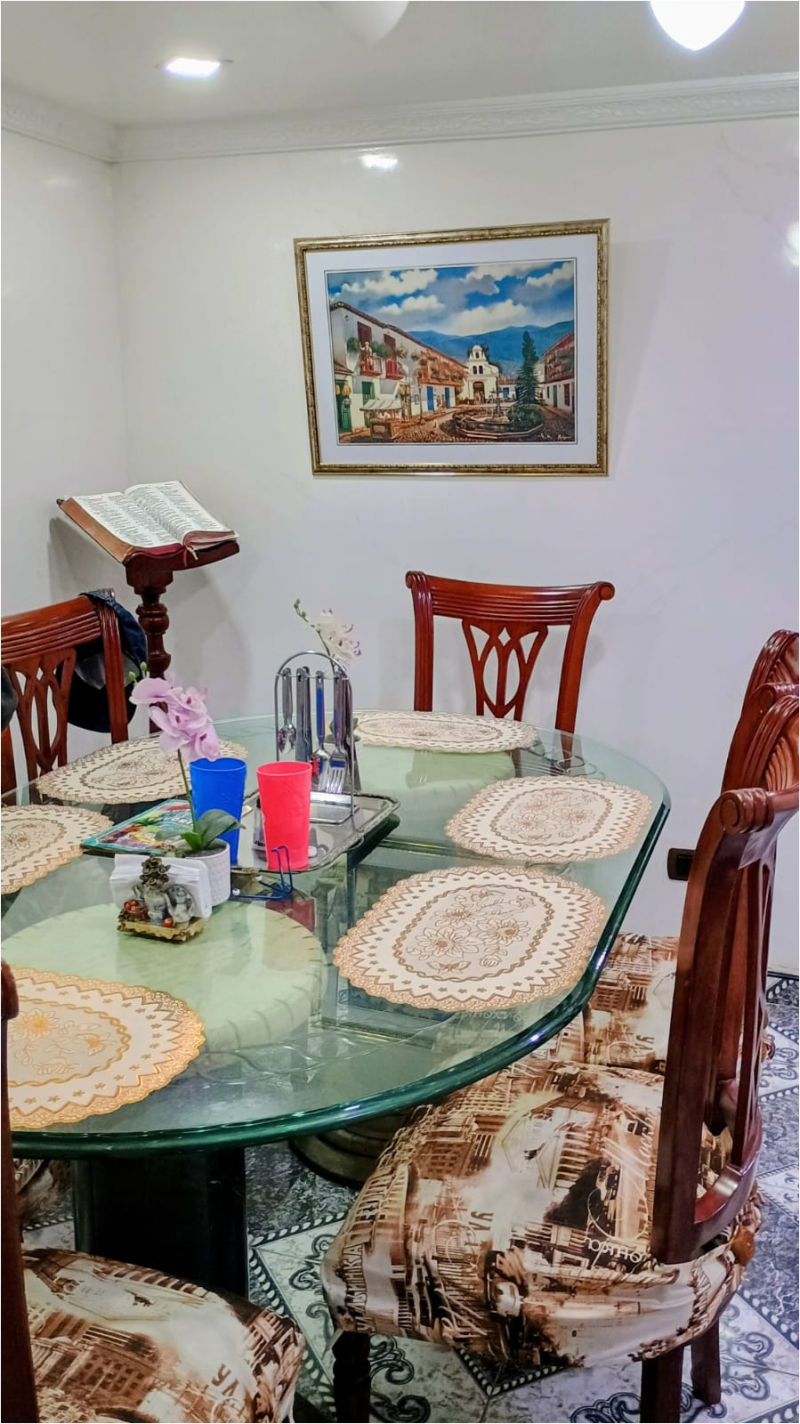 Casa en venta en San Carlos, Bogotá · foto 2 de 20