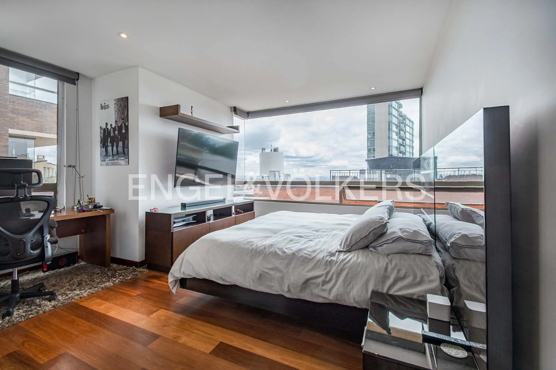 Apartamento en venta en Chicó Alto, Bogotá · foto 8 de 17