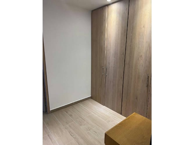 Apartamento de 2 alcobas en venta en El Tesoro, Medellín, 116 m² · foto 10 de 24