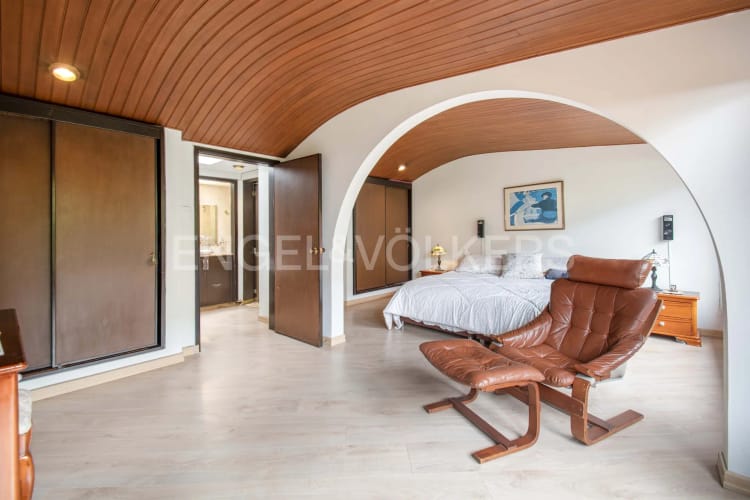 Casa de 3 alcobas en venta en Ilarco, Bogotá, 348 m² · foto 17 de 23