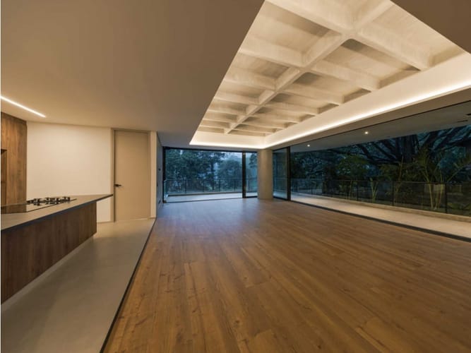 Apartamento de 2 alcobas en venta en Loma Del Campestre, Medellín, 240 m² · foto 4 de 10