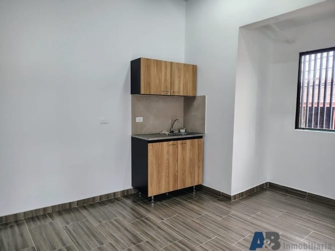Local en arriendo en El Poblado, Medellín, 70 m² · foto 7 de 8