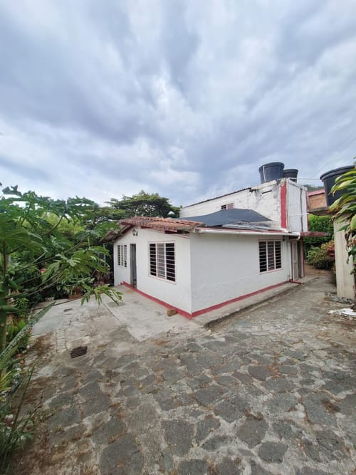 Casa de 3 alcobas en venta en Golondrinas, Cali · foto 1 de 16
