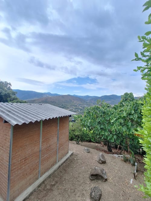 Casa de 3 alcobas en venta en Golondrinas, Cali · foto 10 de 16
