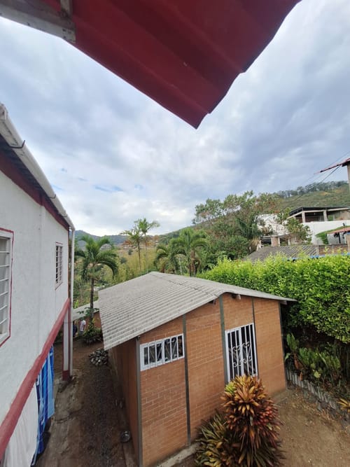 Casa de 3 alcobas en venta en Golondrinas, Cali · foto 14 de 16